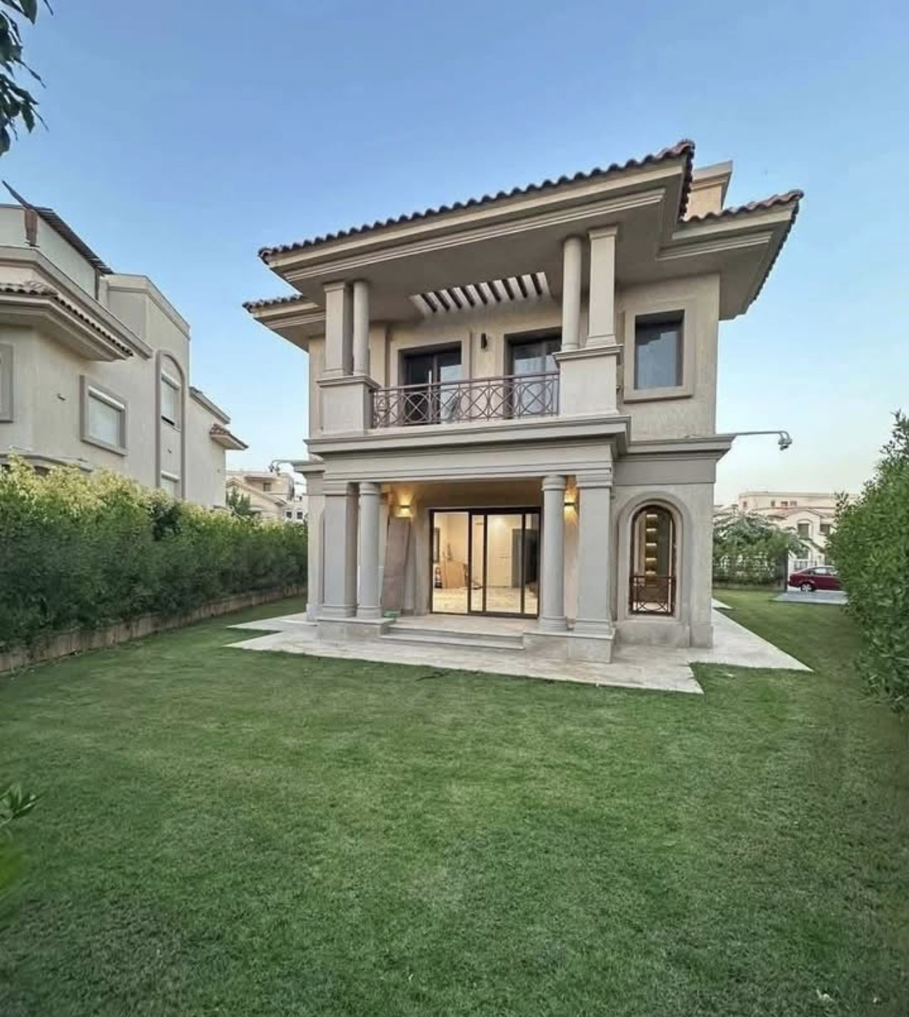 فيلا في مدينتي 561 م2 للبيع تقسيط بمقدم 15,308,000 ج 