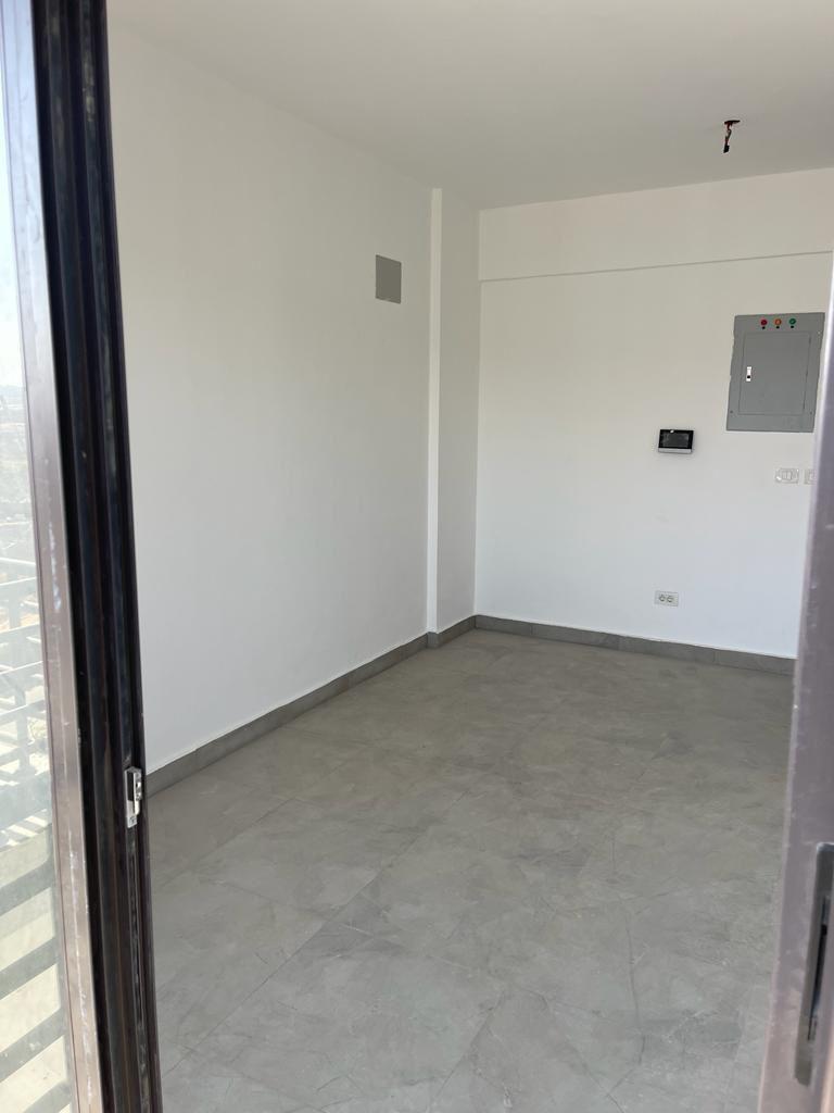 شقة في مدينتي 77 م2 للبيع تقسيط تشطيب سوبر لوكس استلام فوري بمقدم 3,400,000 ج 